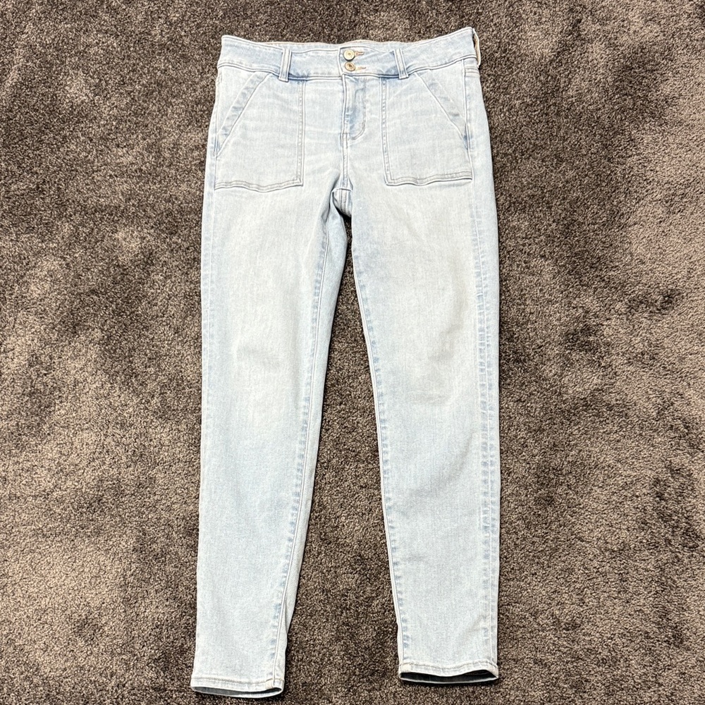 American Eagle Outfitters Light Wash Women's Skinny Jeans